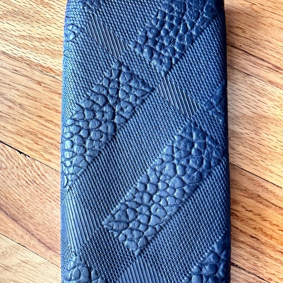 BURBERRY Signature Grain Calfskin Check Embossed Porter Continental Wallet navy - Picture 3 of 4